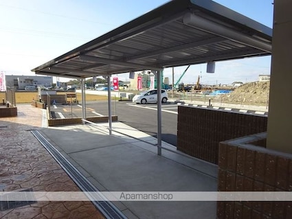 和歌山県和歌山市朝日[1LDK/44.97m2]の共用部1