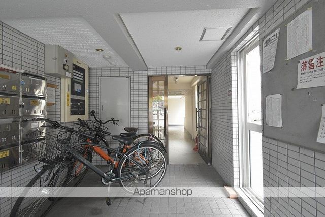 センチュリー宮北ビルの玄関写真