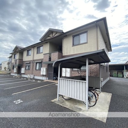 クラージュ　Ｂ棟[2DK/50.4m2]のエントランス3