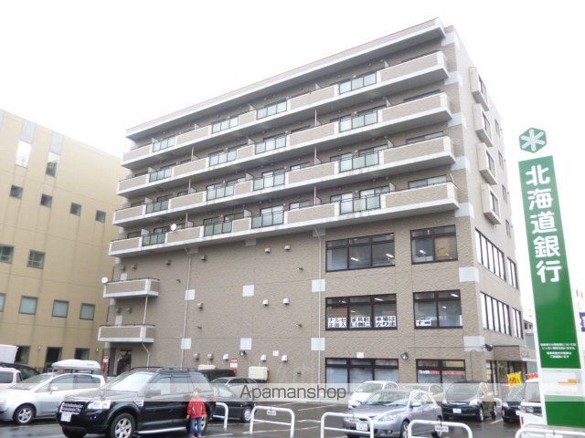 宮の沢一条館の外観写真