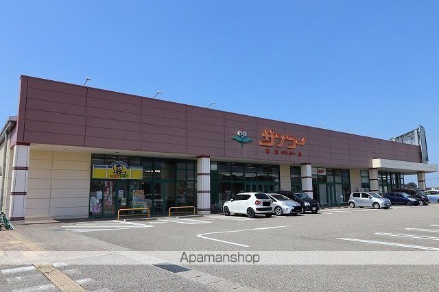 コーポ砺波2号館の周辺写真