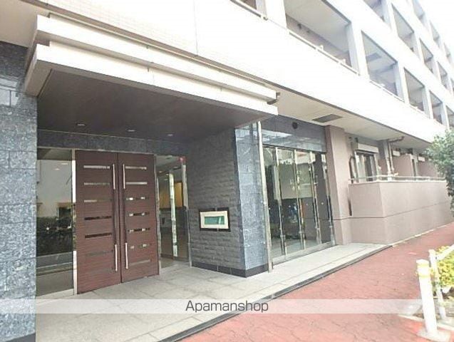 グリーンフィールド小竹向原の玄関写真
