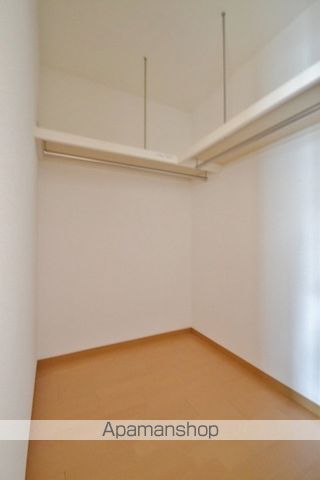 リビンコートSTUDIO富町アネックスの内装写真