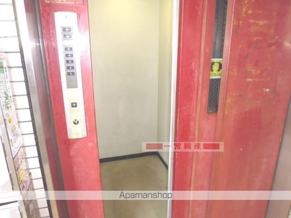 グランデュア中村[1K/22.95m2]のロビー