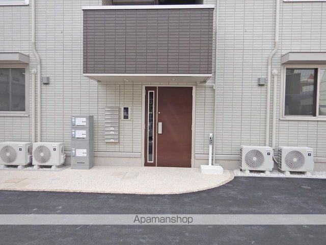 ラ・トゥール山城西 B棟の外観写真