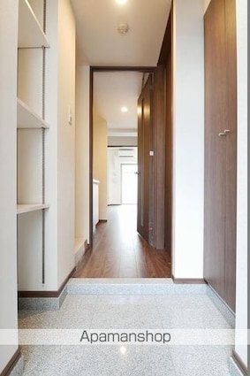 東京都新宿区山吹町[1DK/25.8m2]の玄関
