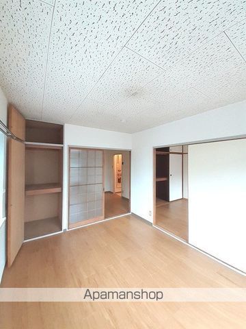 エルディム川西の内装写真