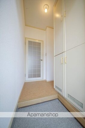 アカツキマリオン[3K/46.27m2]の玄関
