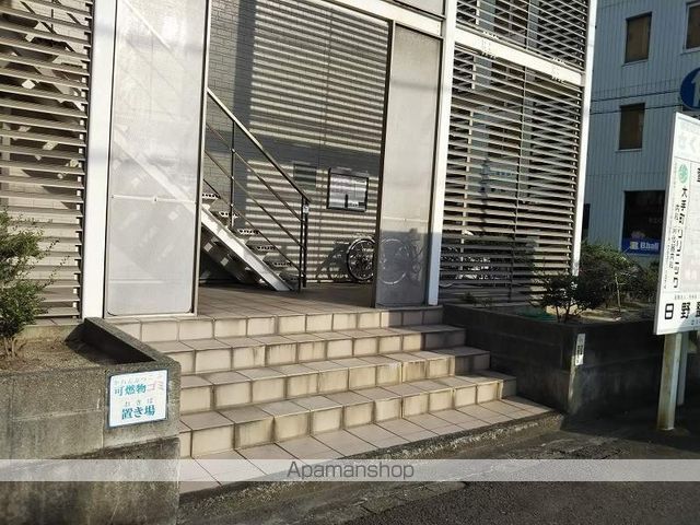 レオパレスグランディルの玄関写真