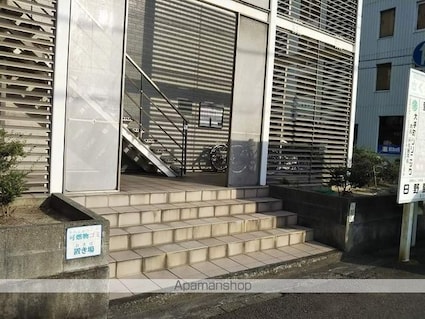 レオパレスグランディル[1K/20.28m2]のエントランス1