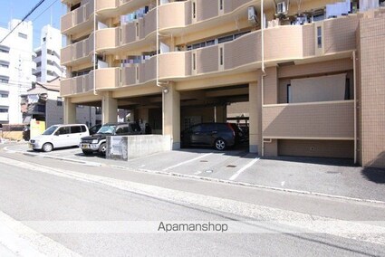 ＩＫＥＵＣＨＩ　ＨＥＩＧＨＴＳ[2DK/38.88m2]の駐車場1