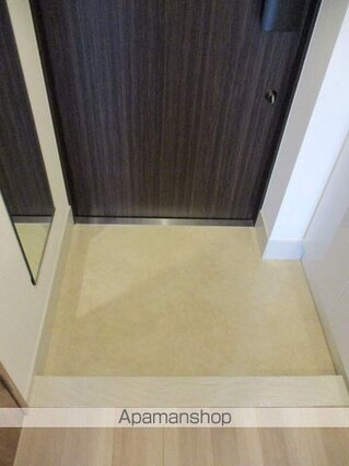 フレンシア高円寺北[1LDK/40.94m2]の玄関