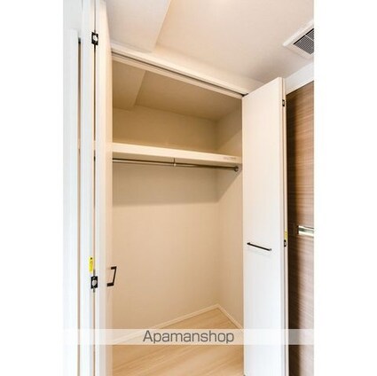 ルフォンプログレ赤羽[1K/25.6m2]の収納