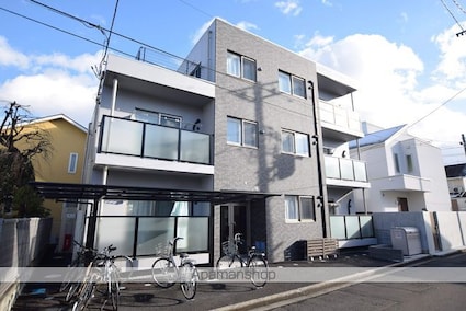 グランツァイト八幡[2K/31.91m2]の外観1