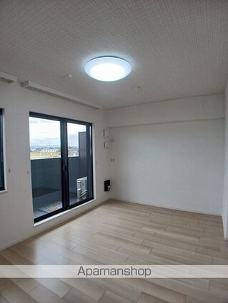 ラクーン守山[1LDK/42.59m2]のリビング・居間