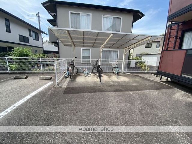 ヴェル フレール A棟の外観写真