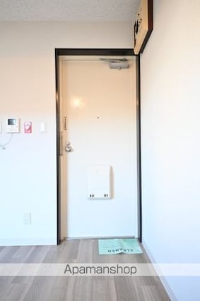 ＤＩＫ麹町ビル[1R/13.81m2]の玄関1