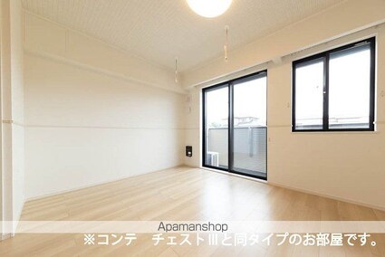 ラクーン守山[1LDK/42.59m2]のリビング・居間