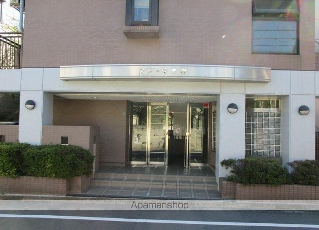 ストーク千川の玄関写真
