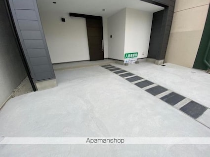 昭和町貸家[3LDK/88.13m2]の共用部3