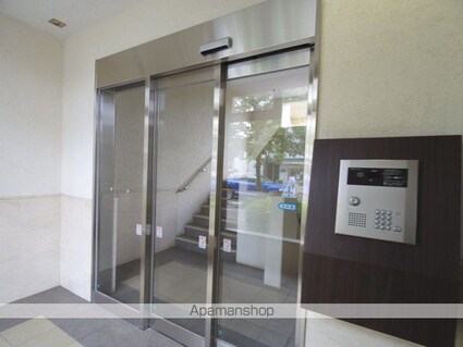 東京都武蔵野市境２丁目[1K/25.2m2]のエントランス