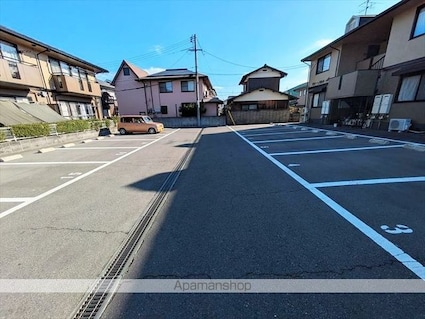 セレーノ岡本　Ａ棟[2LDK/50.39m2]の駐車場2
