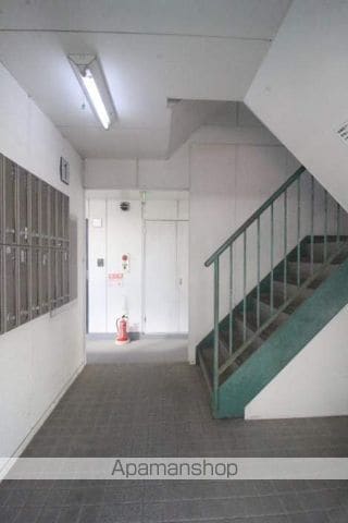 サンライト津島III号館の玄関写真