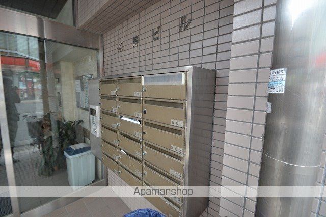 平野町原野ビルの玄関写真