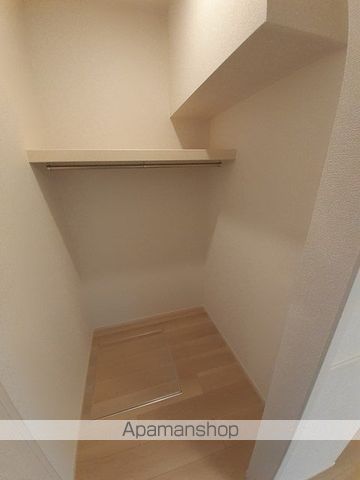 レジーナ ガーデンAの内装写真