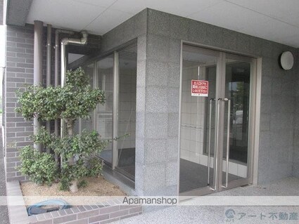 グランド・ステージ樽味[1R/35.03m2]のエントランス1