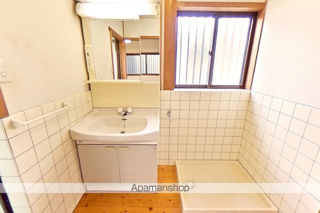 中万々戸建IIの内装写真