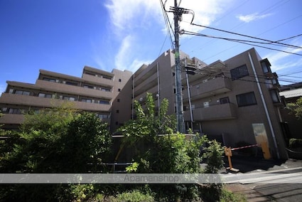 ロシエール[1K/22.5m2]の外観5