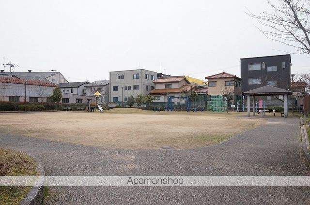 ＩＲいしかわ鉄道 金沢駅 徒歩14分 3階建 新築の周辺写真