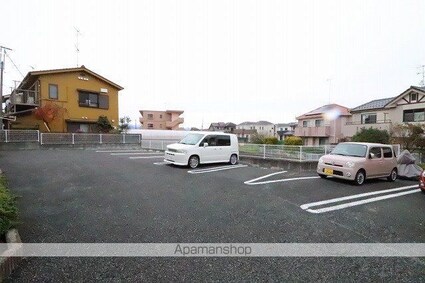 ツイン　アヴニールⅡ[2LDK/54.63m2]の駐車場2