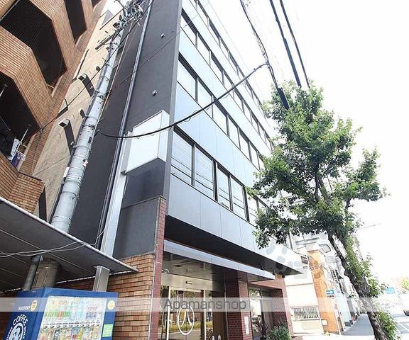 八木ビルの外観写真