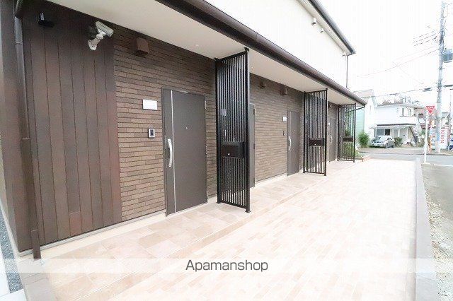 クレール立川の玄関写真