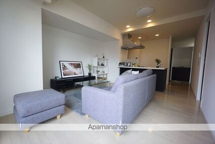 アーデン泉プレミア[2LDK/62.65m2]のリビング・居間