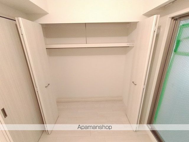 スプランディッド新大阪VIIIの内装写真