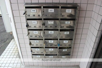 酒向第３ビル[1R/24.08m2]のロビー