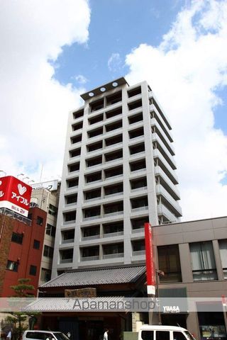 パインタワーの外観写真