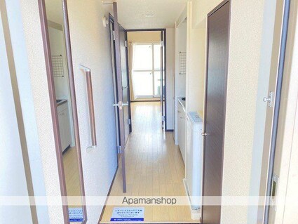 ミランダ曳六[1K/21.24m2]の玄関