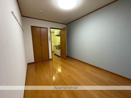 東京都杉並区高円寺南５丁目[1K/20.7m2]のリビング・居間2