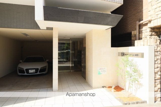 AZALEAHOUSE練馬の玄関写真
