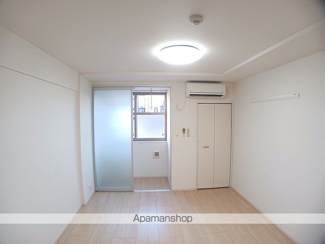 スタジオーネ ソーレの内装写真