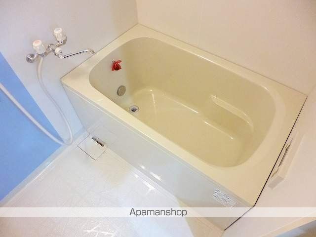 ロイヤルマンションの内装写真