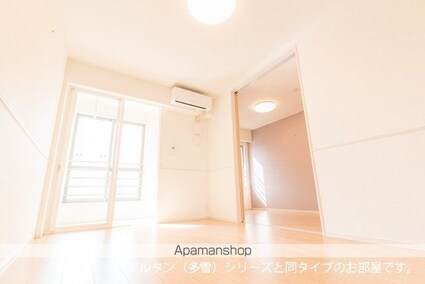 ジェイ　エスⅠ[2LDK/58.43m2]のリビング・居間