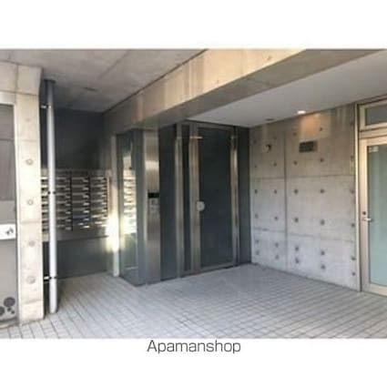 愛知県名古屋市北区東長田町３丁目[1K/25.5m2]のエントランス1