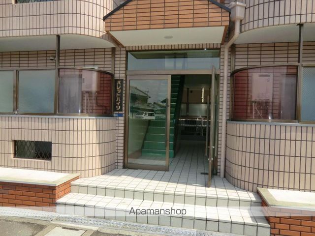 パレットハイツの玄関写真