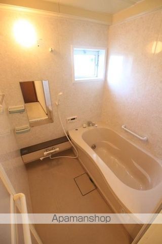 クレセントコートC棟の内装写真