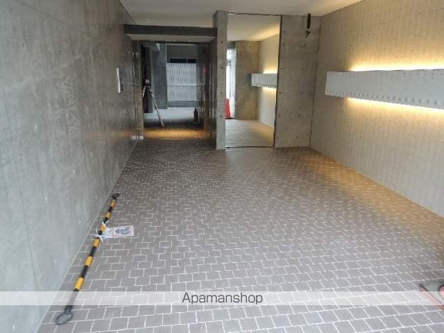 JJ COURT 市岡元町の玄関写真